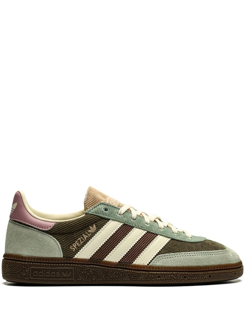 Spezial « Vert argenté / Mauve magique »